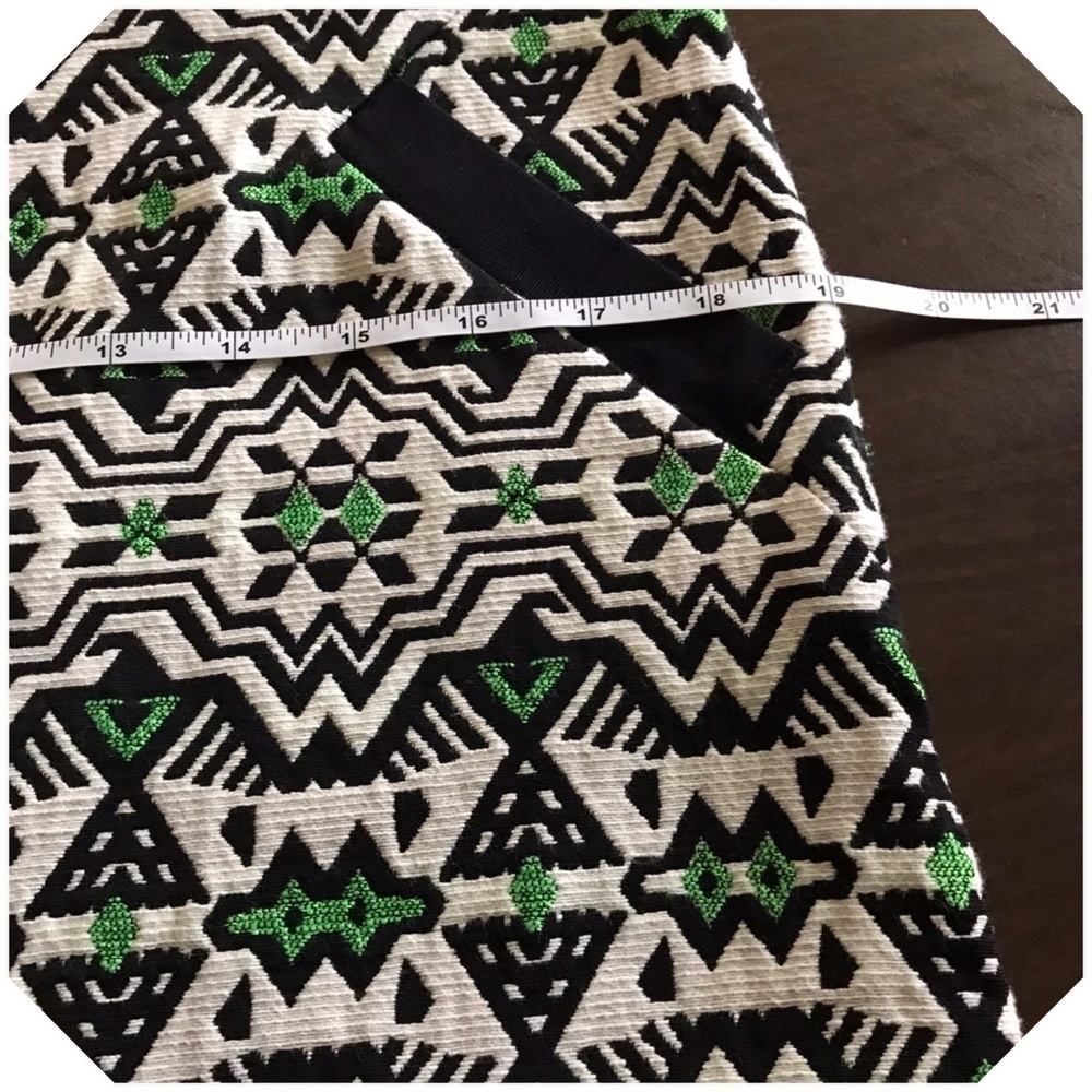 TOP Shop Aztec Print Skirt - Picture 8 of 8